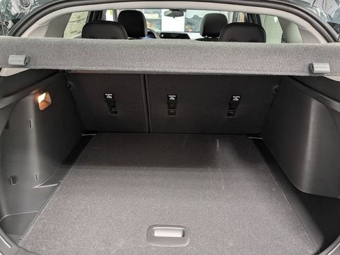New 2026 Chevrolet Trax LT w/ Sunroof Package FWD image 13