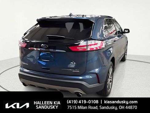 Used 2019 Ford Edge Titanium w/ Equipment Group 301A image 5