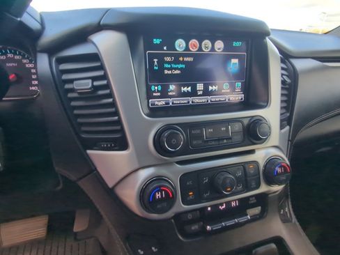 Used 2020 GMC Yukon XL SLT image 18