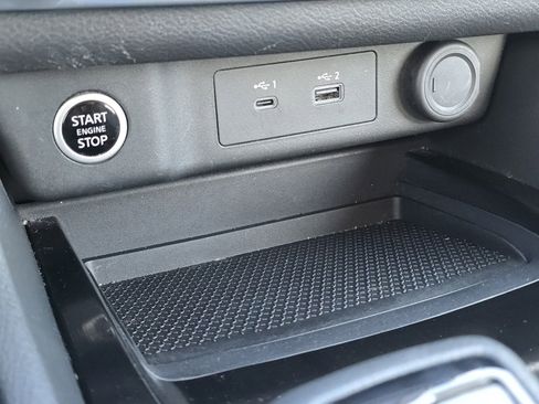 Used 2023 Nissan Rogue SV image 24