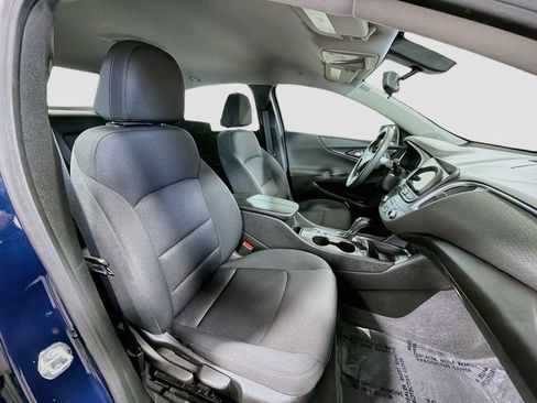 Used 2019 Chevrolet Malibu LT FWD image 28