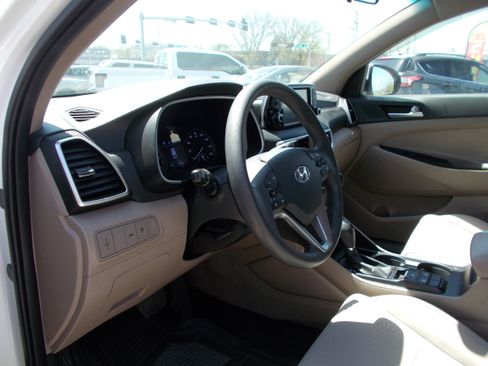 Used 2021 Hyundai Tucson SE FWD image 14