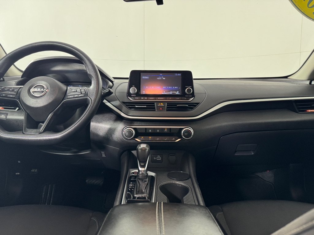 Used 2024 Nissan Altima 2.5 S FWD image 19
