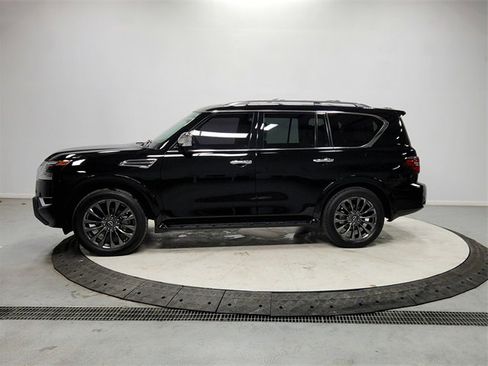 Used 2024 Nissan Armada Platinum w/ Cargo Package image 4