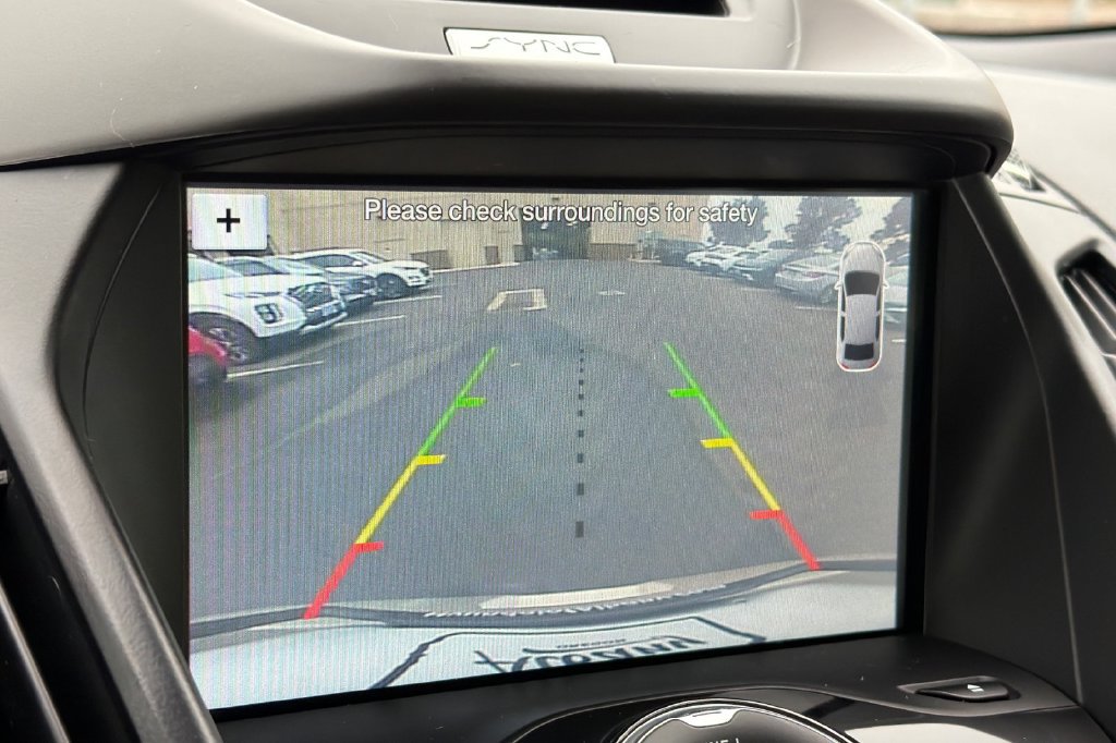 Used 2017 Ford Escape Titanium FWD image 17