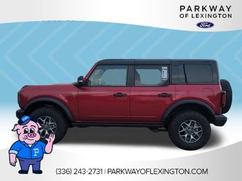 Used 2025 Ford Bronco Badlands AWD/4WD image 2