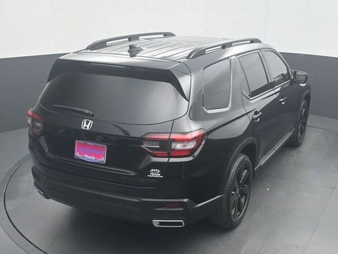 Used 2025 Honda Pilot Black Edition image 25