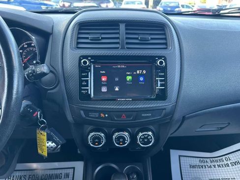 Used 2017 Mitsubishi Outlander Sport ES AWD/4WD image 16
