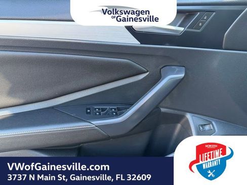 Certified 2025 Volkswagen Jetta Sport image 15