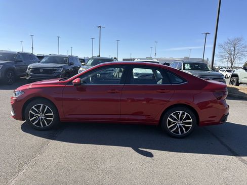 New 2026 Volkswagen Jetta SE FWD image 8