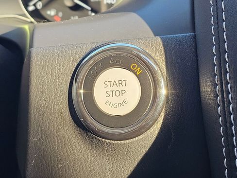 Used 2024 INFINITI QX80 Premium Select w/ Cargo Package image 42