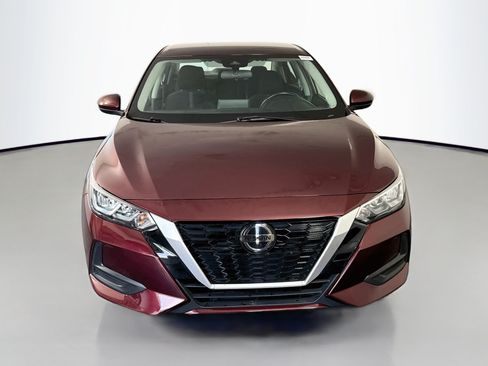 Used 2022 Nissan Sentra SV FWD image 2