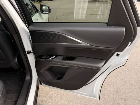 Used 2024 Cadillac Lyriq Sport image 26