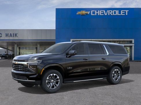 New 2026 Chevrolet Suburban LT w/ Comfort Package AWD/4WD image 2