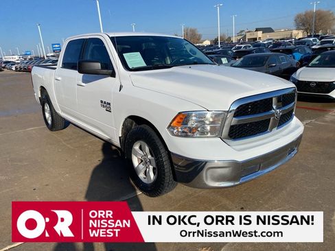 Used 2021 RAM 1500 Classic SLT image 7