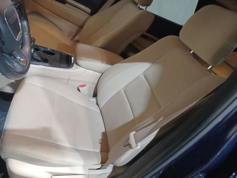 Used 2018 Dodge Durango SXT w/ 3rd Row Seating Group image 13