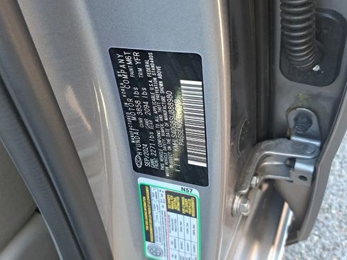 Used 2025 Hyundai Elantra SEL image 35