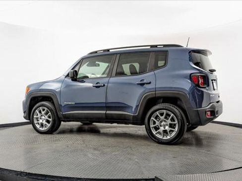 Used 2023 Jeep Renegade Latitude w/ Sun/Sound Group image 6