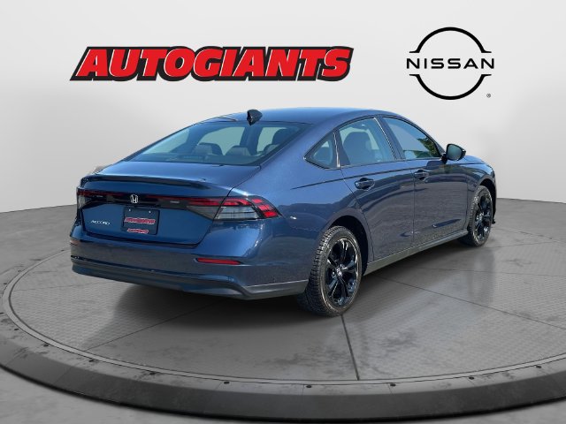 Used 2025 Honda Accord SE image 4