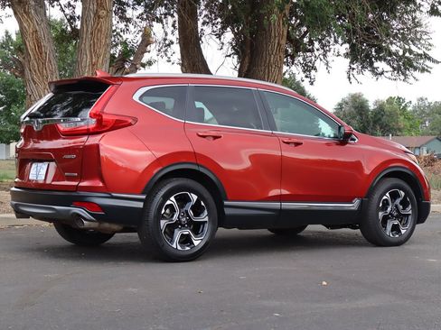 Used 2017 Honda CR-V Touring image 5