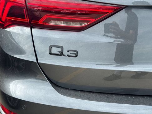 Certified 2025 Audi Q3 2.0T Premium Plus w/ Premium Plus Package AWD/4WD image 5