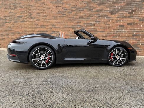 New 2026 Porsche 911 Carrera 4S image 7