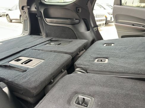 Used 2023 Dodge Durango GT image 36