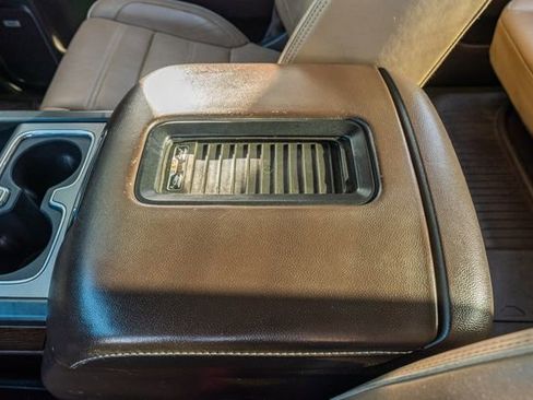 Used 2019 GMC Sierra 2500 Denali w/ Duramax Plus Package image 30