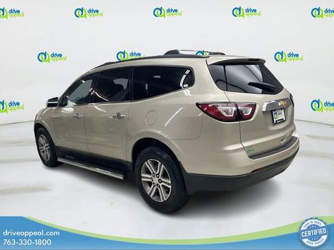 Used 2016 Chevrolet Traverse LT w/ LPO, 'HIT The Road' Package AWD/4WD image 8