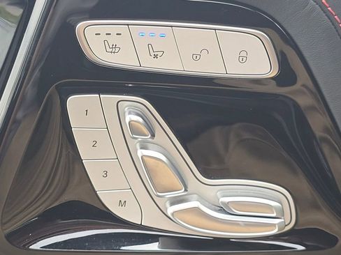 Used 2025 Mercedes-Benz G 63 AMG 4MATIC image 6