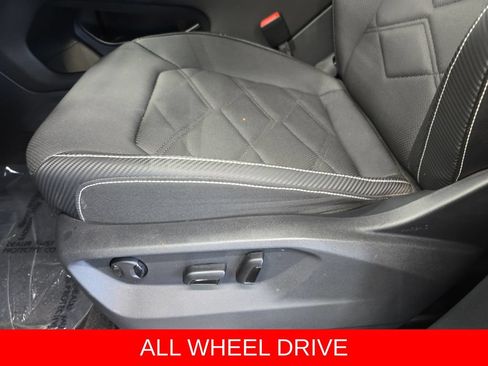 Used 2025 Volkswagen Atlas Cross Sport SE AWD/4WD image 29