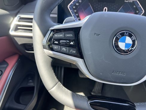 Used 2025 BMW 330i Sedan image 19