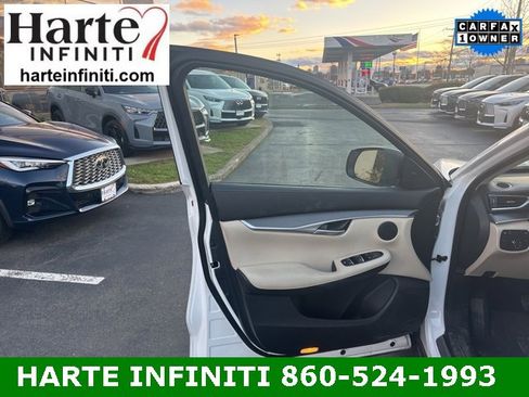 Certified 2022 INFINITI QX50 Luxe image 13