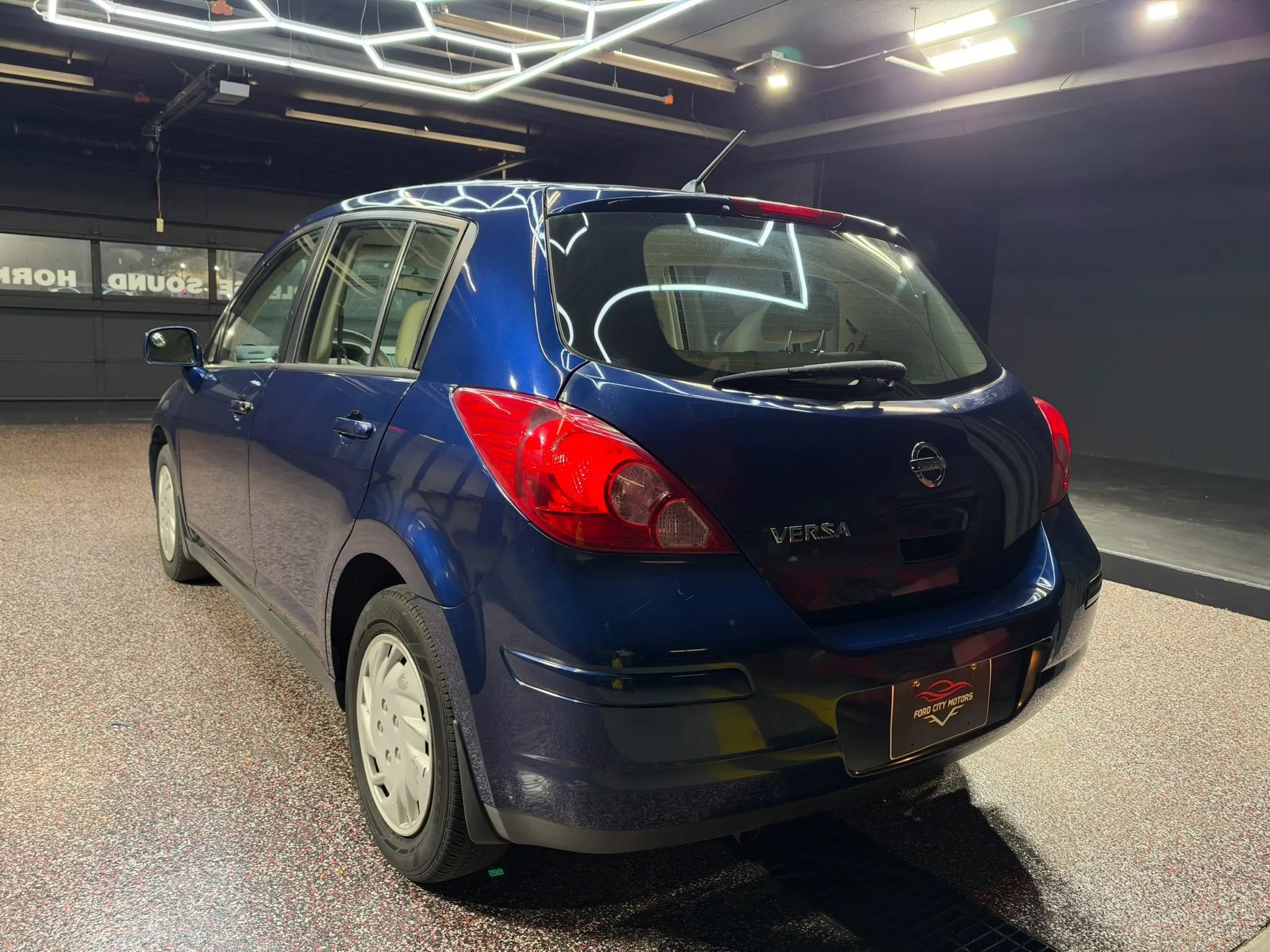Used 2008 Nissan Versa 1.8 S w/ PWR Pkg FWD image 5