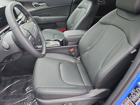 New 2026 Kia Sportage EX image 16