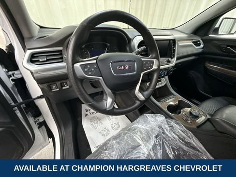 Certified 2023 GMC Acadia SLE w/ Driver Convenience Package image 13