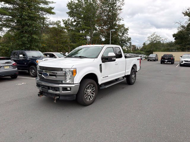 Used 2017 Ford F350 Lariat w/ Lariat Value Package AWD/4WD image 1