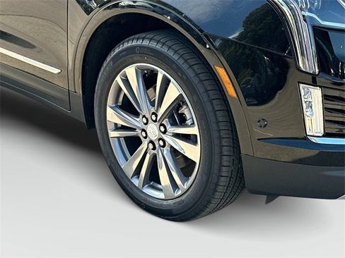 New 2025 Cadillac XT5 Premium Luxury w/ Technology Package image 17
