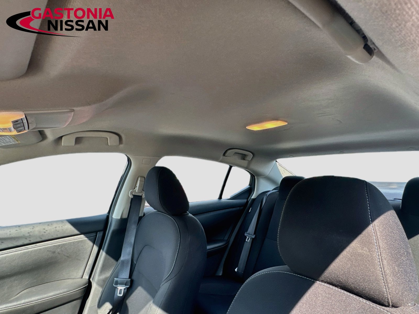 Used 2025 Nissan Sentra S FWD image 27