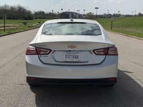 Used 2022 Chevrolet Malibu LT FWD image 34