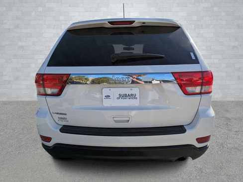 Used 2012 Jeep Grand Cherokee Laredo image 6