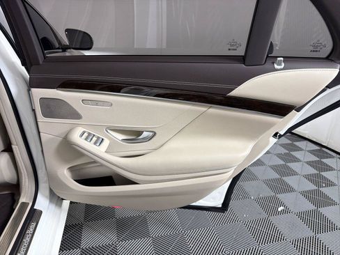 Used 2020 Mercedes-Benz S 560 Sedan image 14
