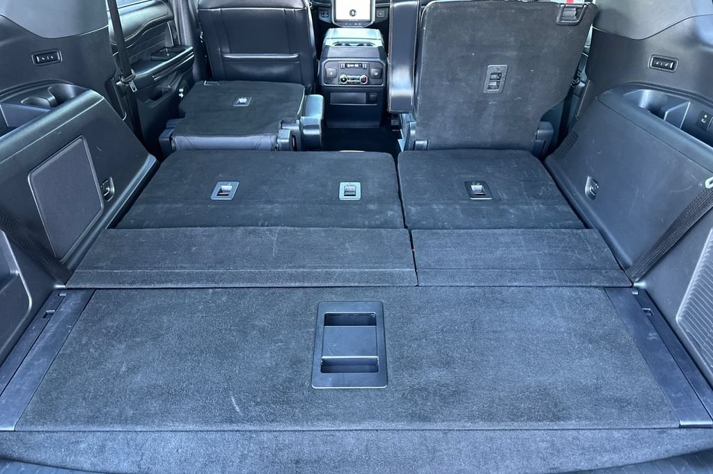 Used 2023 Ford Expedition Platinum AWD/4WD image 18