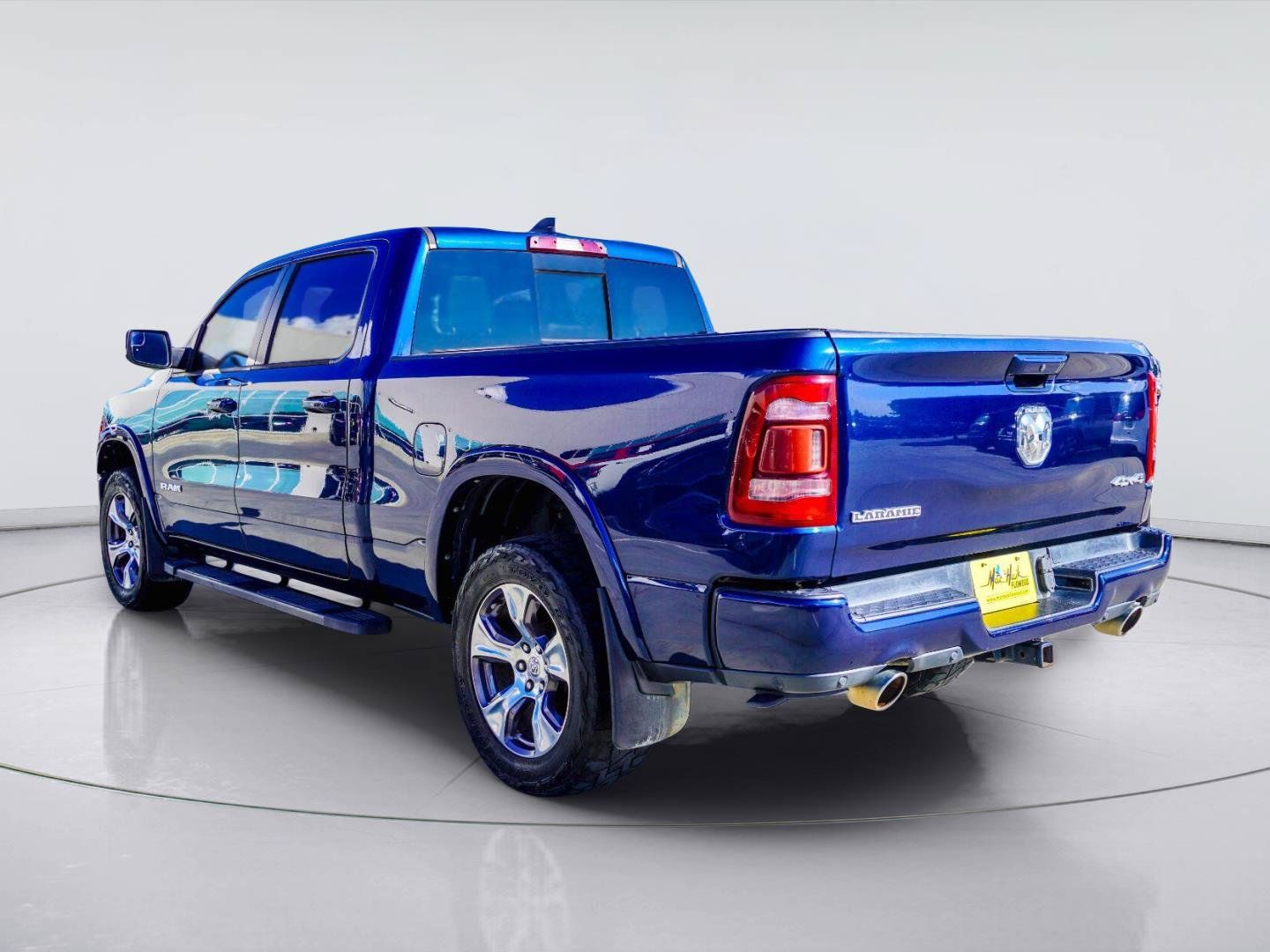 Used 2019 RAM 1500 Laramie AWD/4WD image 8