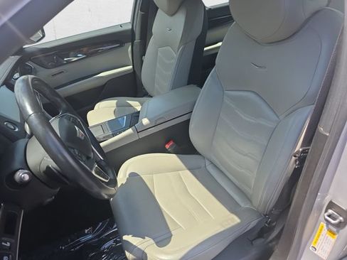 Used 2018 Cadillac CT6 Luxury AWD/4WD image 15