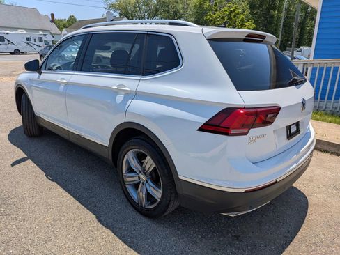 Used 2021 Volkswagen Tiguan SEL AWD/4WD image 4