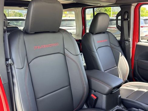 New 2025 Jeep Wrangler Unlimited Rubicon w/ Steel Bumper Group image 33
