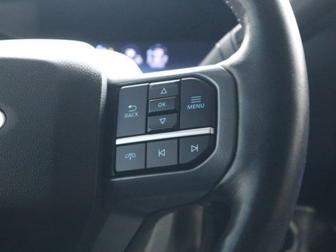 Used 2023 Ford F250 Lariat w/ Black Appearance Package AWD/4WD image 18