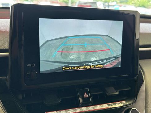 Used 2025 Toyota Corolla Cross L FWD image 24