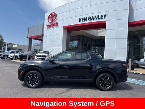 Used 2023 Hyundai Santa Cruz SEL Premium AWD/4WD image 3